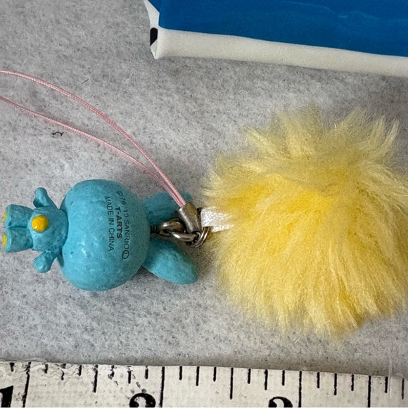 SOLD SET OF 3 HELLO KITTY Kiss Lock Pouch Keychain Bag Gold Hanger Bunny Charm - Picture 12 of 15